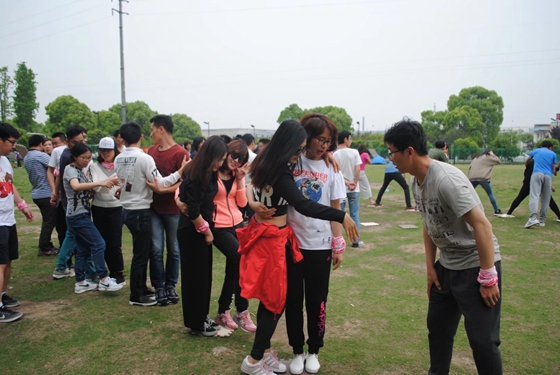 参加深圳拓展培训让员工身心放松