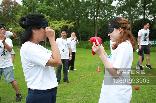 深圳拓展训练的沙场点兵拓展项目