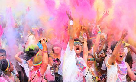 彩色跑拓展项目