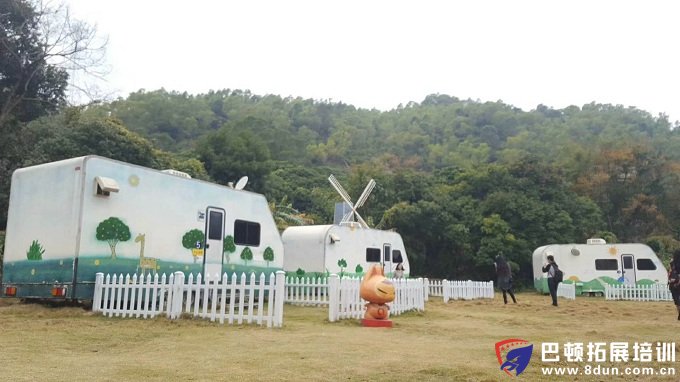 金龟露营小镇房车