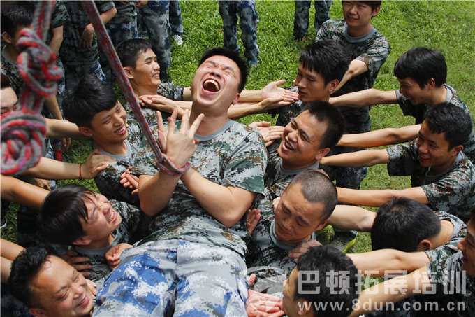 深圳拓展训练的费用