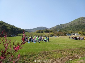 七娘山脚下的户外拓展训练基地:深圳南澳名马轩