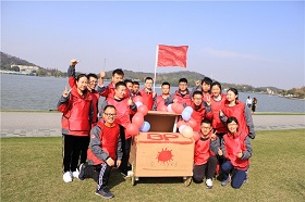 团队拓展活动:F1赛车团建活动